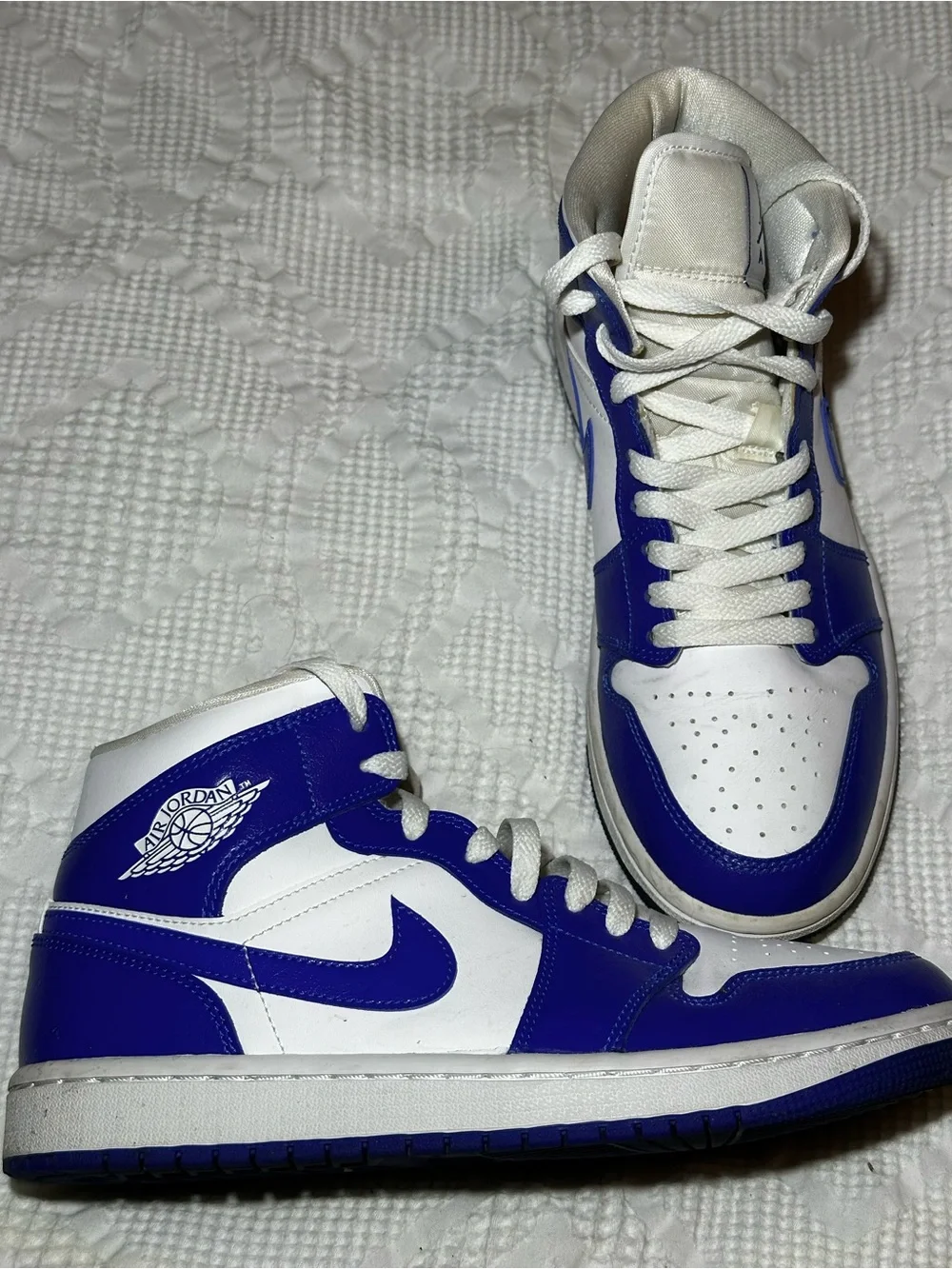 Nike Air Jordan 1 Mid Kentucky Blue Shoes